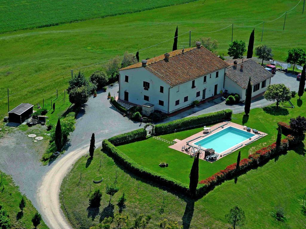 Spacious Farmhouse In Pienza With Swimming Pool Appartement Contignano Buitenkant foto