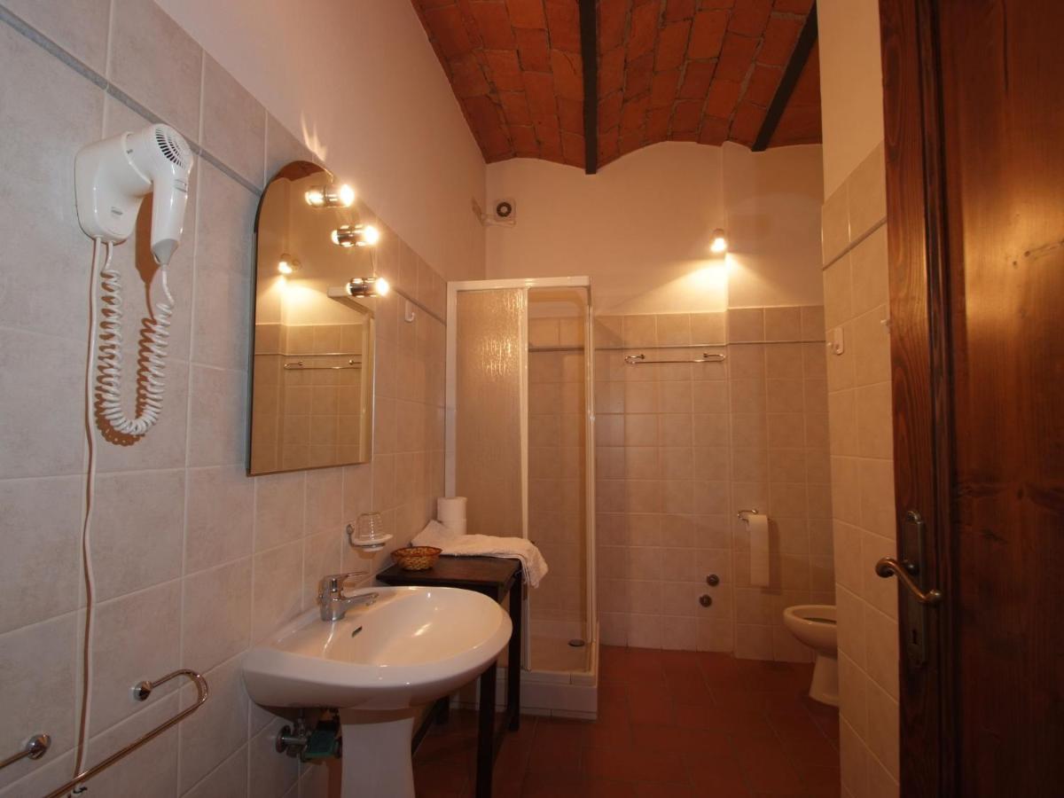 Spacious Farmhouse In Pienza With Swimming Pool Appartement Contignano Buitenkant foto