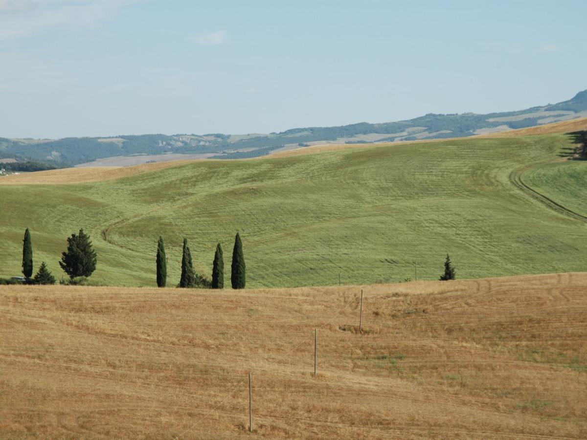 Spacious Farmhouse In Pienza With Swimming Pool Appartement Contignano Buitenkant foto