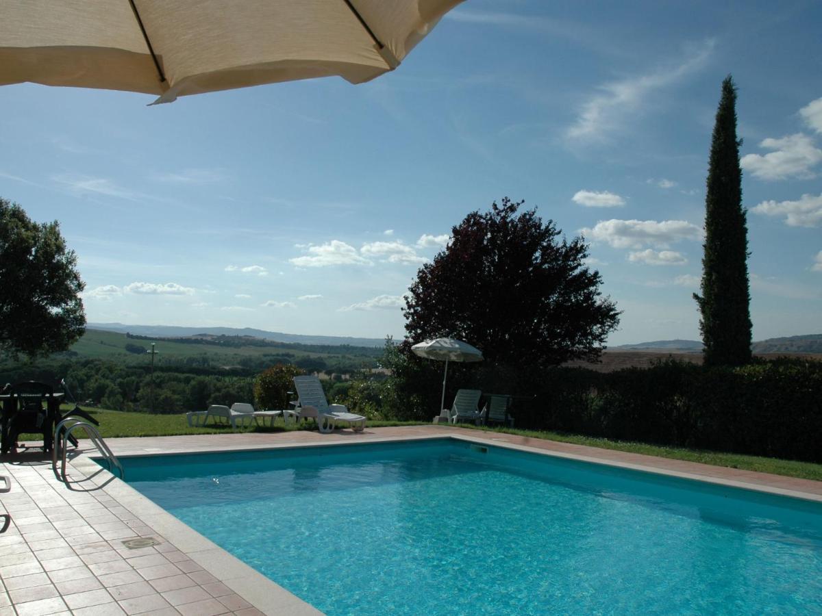 Spacious Farmhouse In Pienza With Swimming Pool Appartement Contignano Buitenkant foto