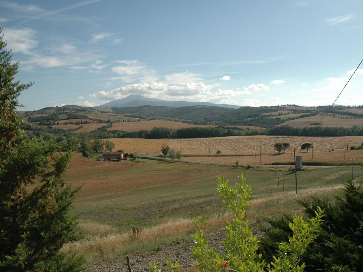 Spacious Farmhouse In Pienza With Swimming Pool Appartement Contignano Buitenkant foto