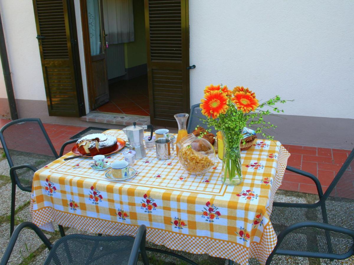 Spacious Farmhouse In Pienza With Swimming Pool Appartement Contignano Buitenkant foto