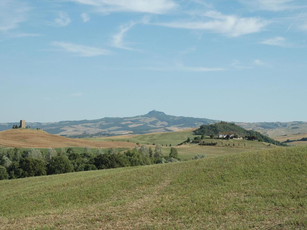 Spacious Farmhouse In Pienza With Swimming Pool Appartement Contignano Buitenkant foto
