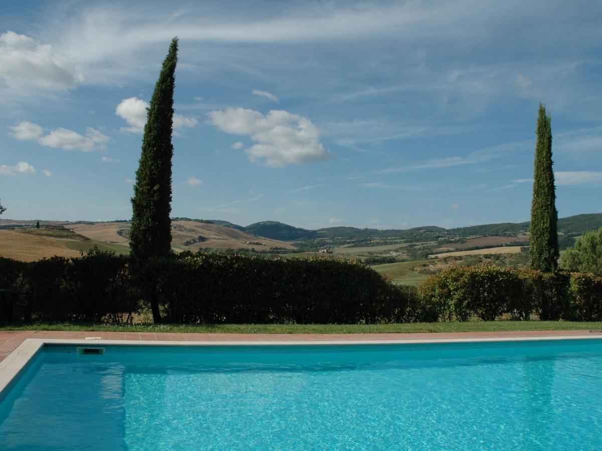 Spacious Farmhouse In Pienza With Swimming Pool Appartement Contignano Buitenkant foto